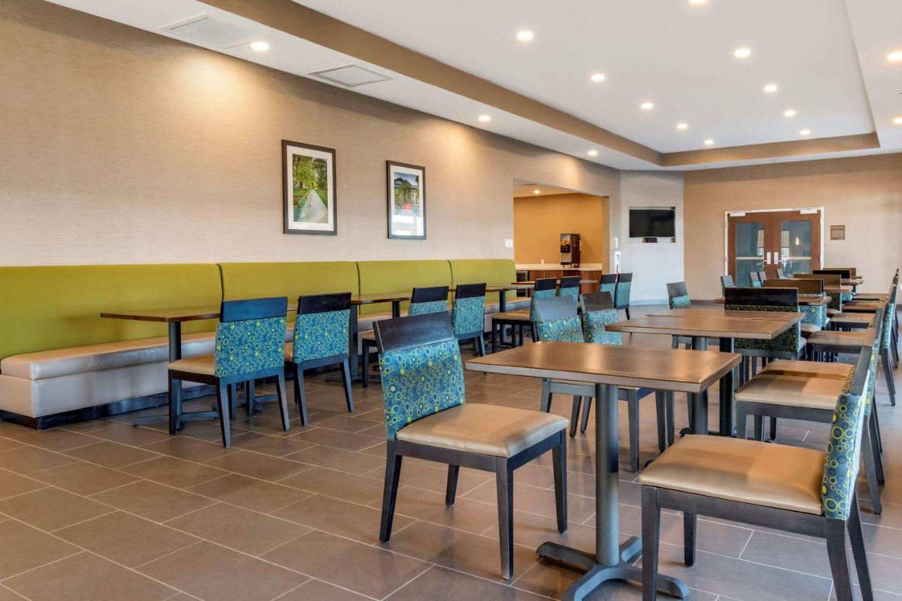 Comfort Suites Camp Hill-Harrisburg West Bagian luar foto