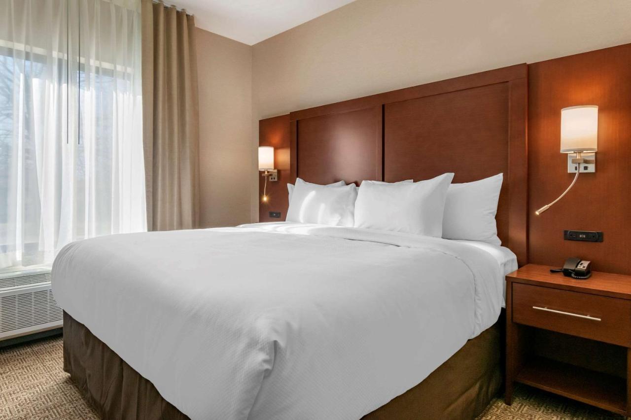 Comfort Suites Camp Hill-Harrisburg West Bagian luar foto