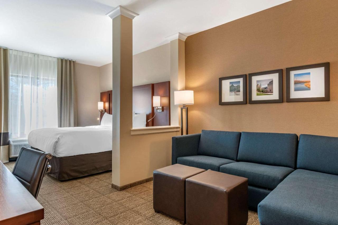 Comfort Suites Camp Hill-Harrisburg West Bagian luar foto